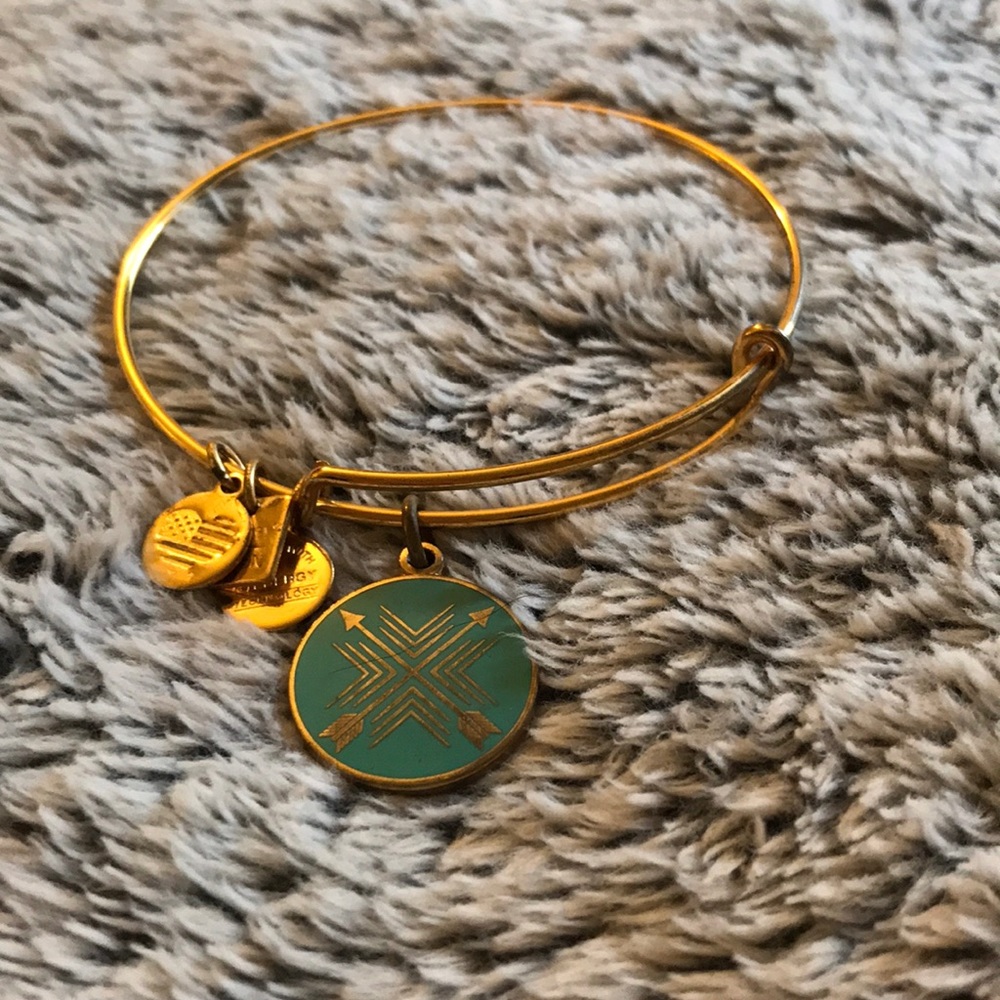 Arrow Alex and Ani Bangle